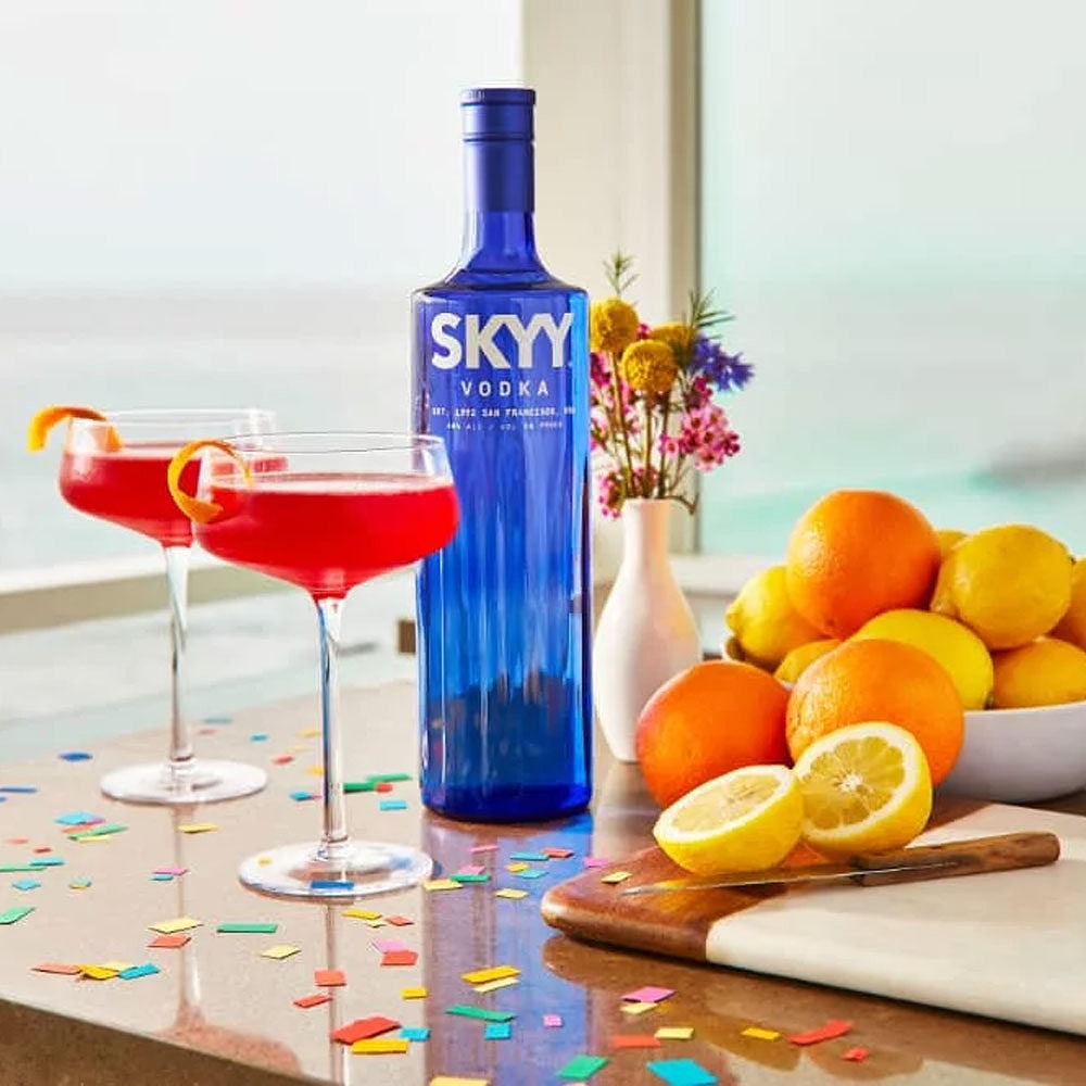 【非売品】スカイウォッカ空瓶デカイ eギフト】SKYY VODKA (スカイウォッカ) ウォッカイタリア 750ml(6本