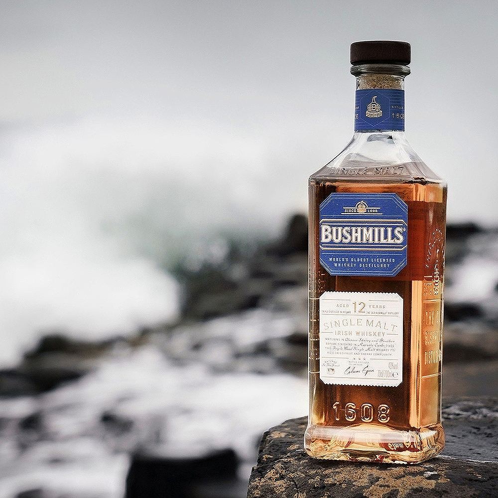 アイリッシュウイスキー BUSHMILLS(ブッシュミルズ)シングルモルト12年 700ml 1本 – AOYAMA GIFT SALON