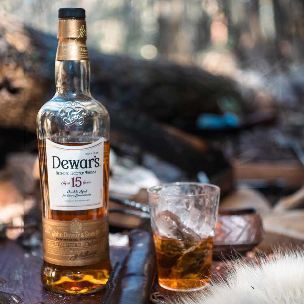 eギフト】スコッチウイスキー Dewar's(デュワーズ)15年 750ml 1本