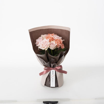 ホシファーム 届いた姿でそのまま飾れるスタンディング薔薇ブーケ スイート8本　eギフト