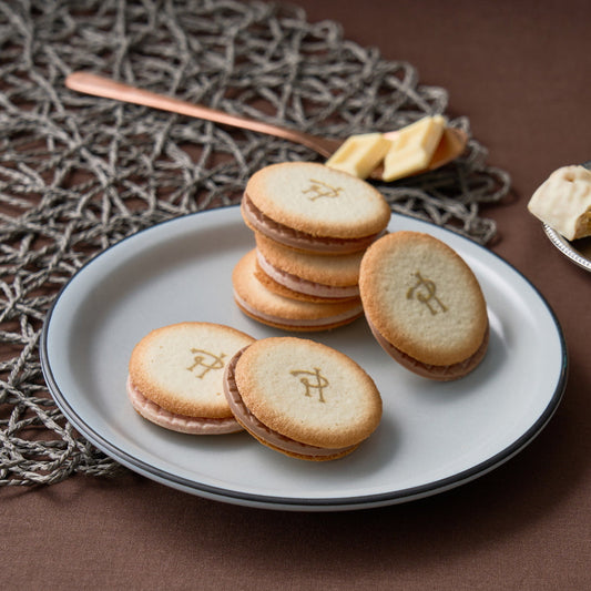 ピエール・エルメ・パリ　ラングドシャ＆クラクラック　14個　eギフト