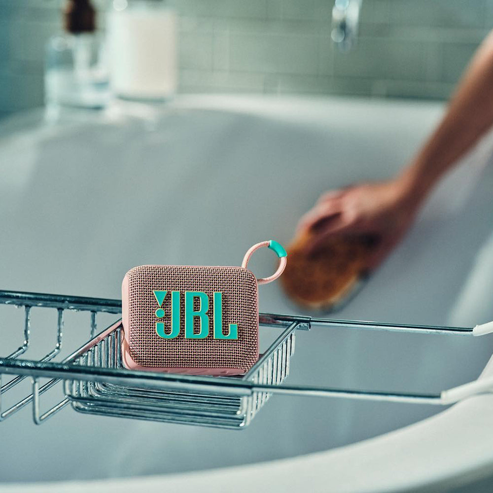 JBL　ウルトラポータブルBluetoothスピーカーGo 4　SWASH PINK　eギフト
