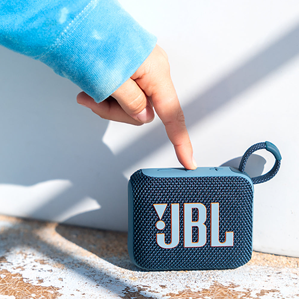 JBL　ウルトラポータブルBluetoothスピーカーGo 4　WIMBLEDON GREEN　eギフト