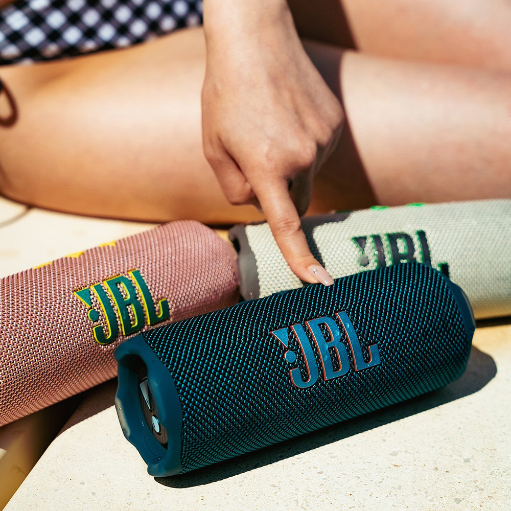 JBL　防水ポータブルスピーカーFLIP 7Blue　eギフト