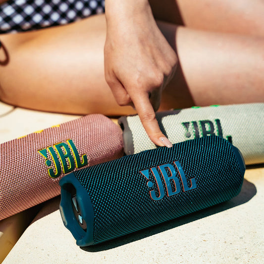 JBL　防水ポータブルスピーカーFLIP 7Blue　eギフト