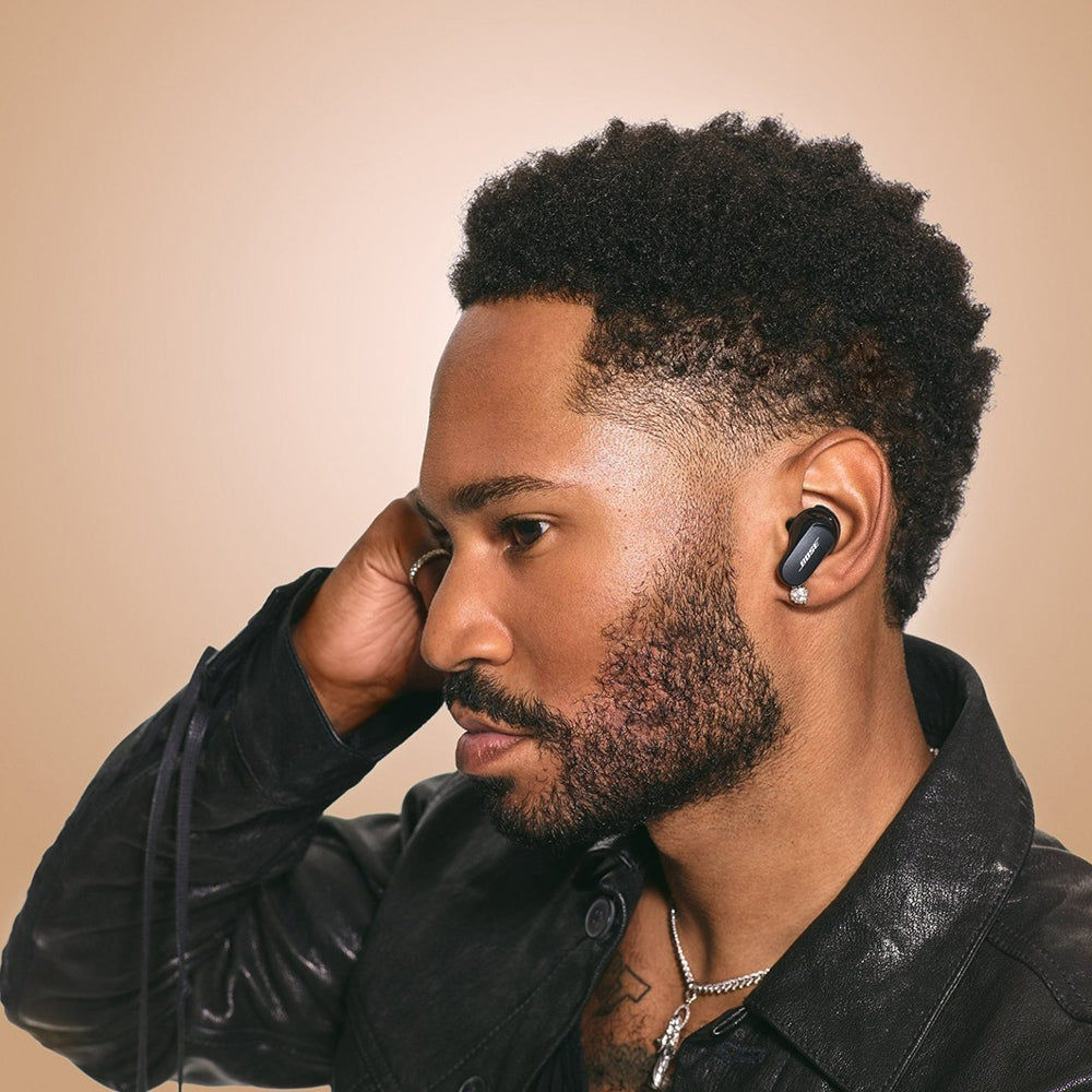 Bose（ボーズ）QuietComfort Ultra Earbuds イヤホン(第2世代)ブラック　eギフト