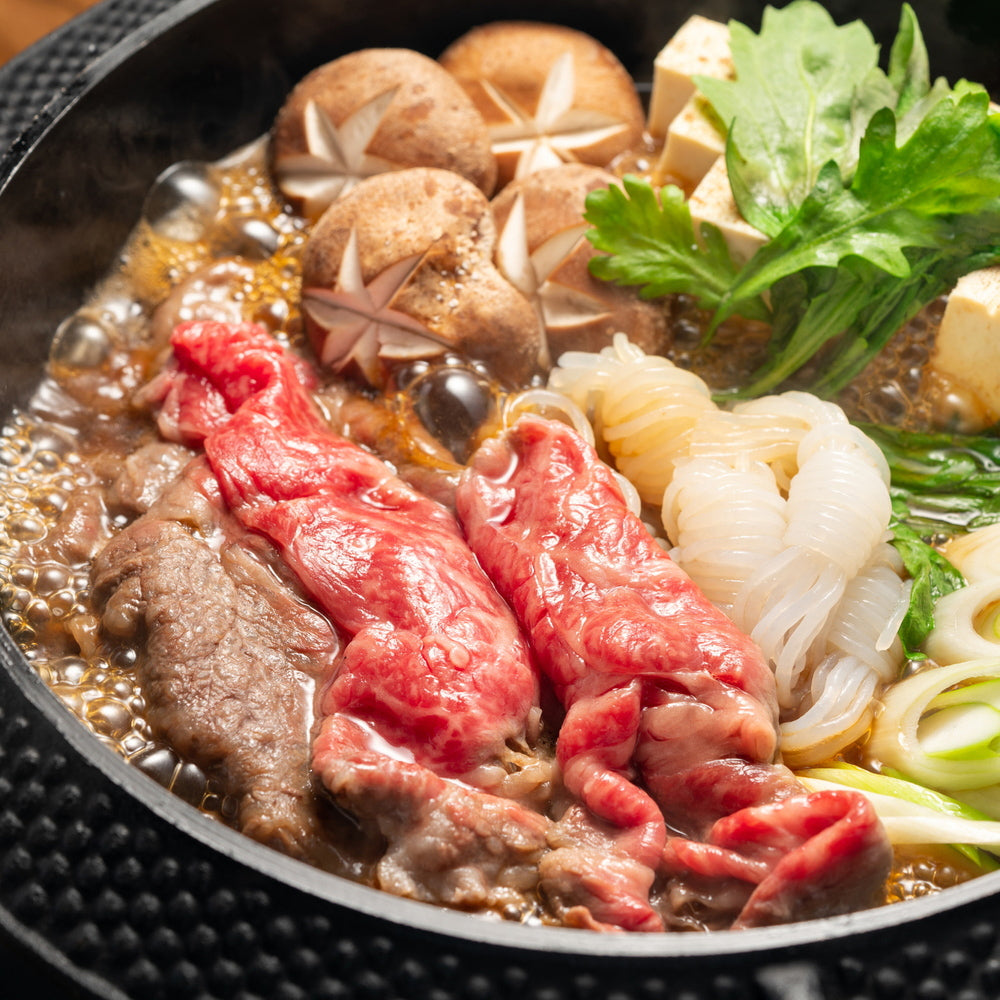 はこだて大沼黒牛　肩ロース すき焼き 900g