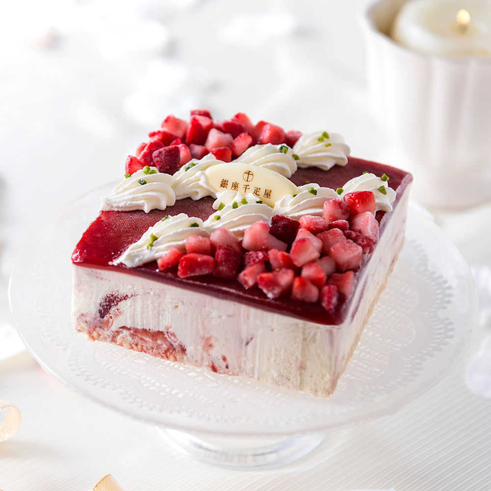 「銀座千疋屋」 ストロベリーアイスケーキ　eギフト