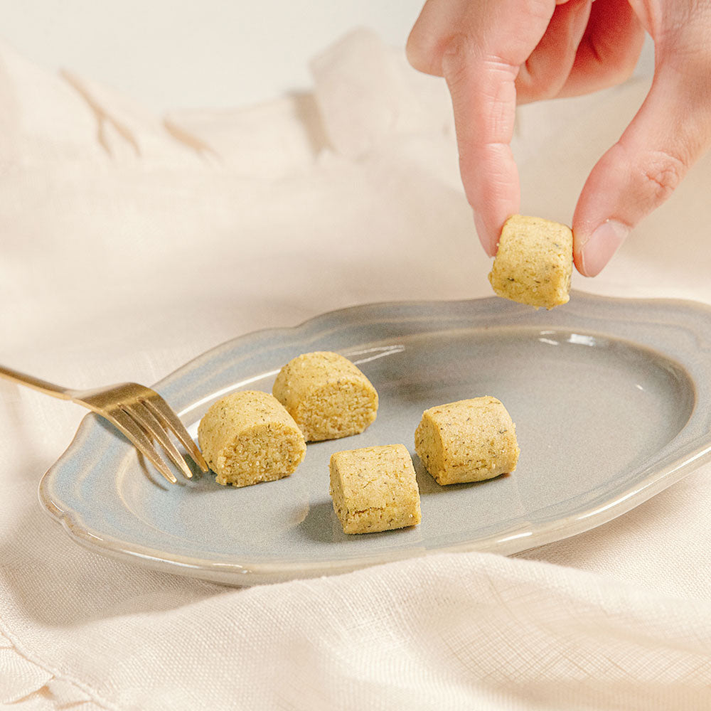 お茶と、暮らしと クッキー 2種食べ比べ(お茶っぱ・ほうじ茶)8袋　eギフト
