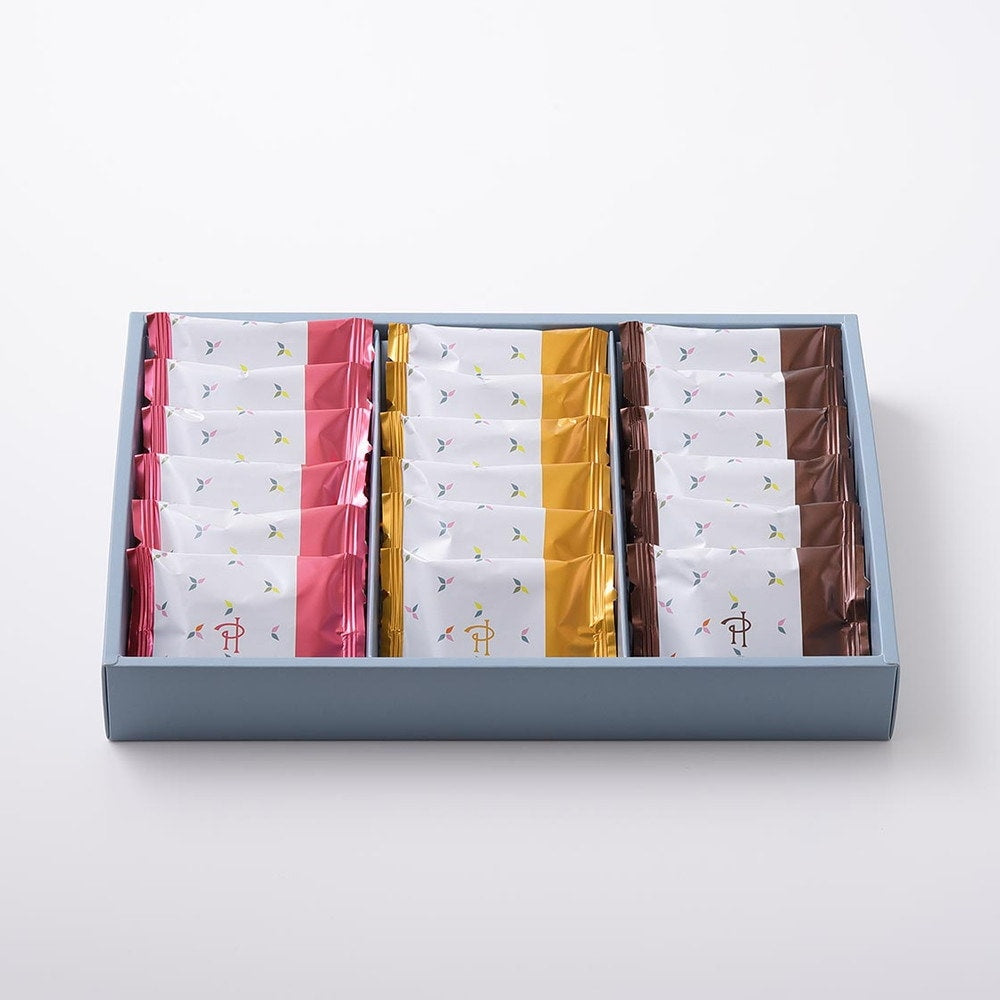 ピエール・エルメ・パリ ラングドシャ 18枚詰合わせ ギフトカード