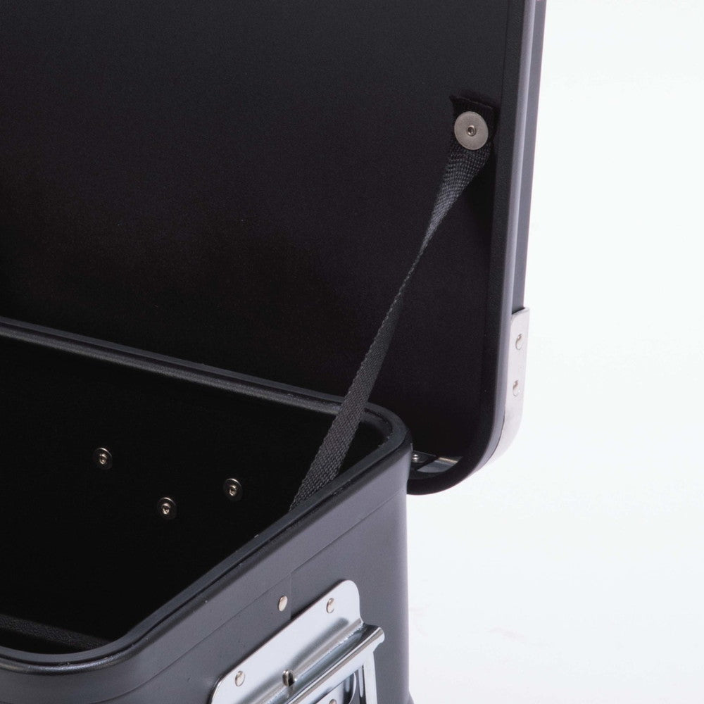 キャプテンスタッグ　ブラック アルミコンテナボックス 30L　eギフト