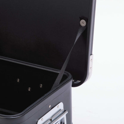 キャプテンスタッグ　ブラック アルミコンテナボックス 30L　eギフト