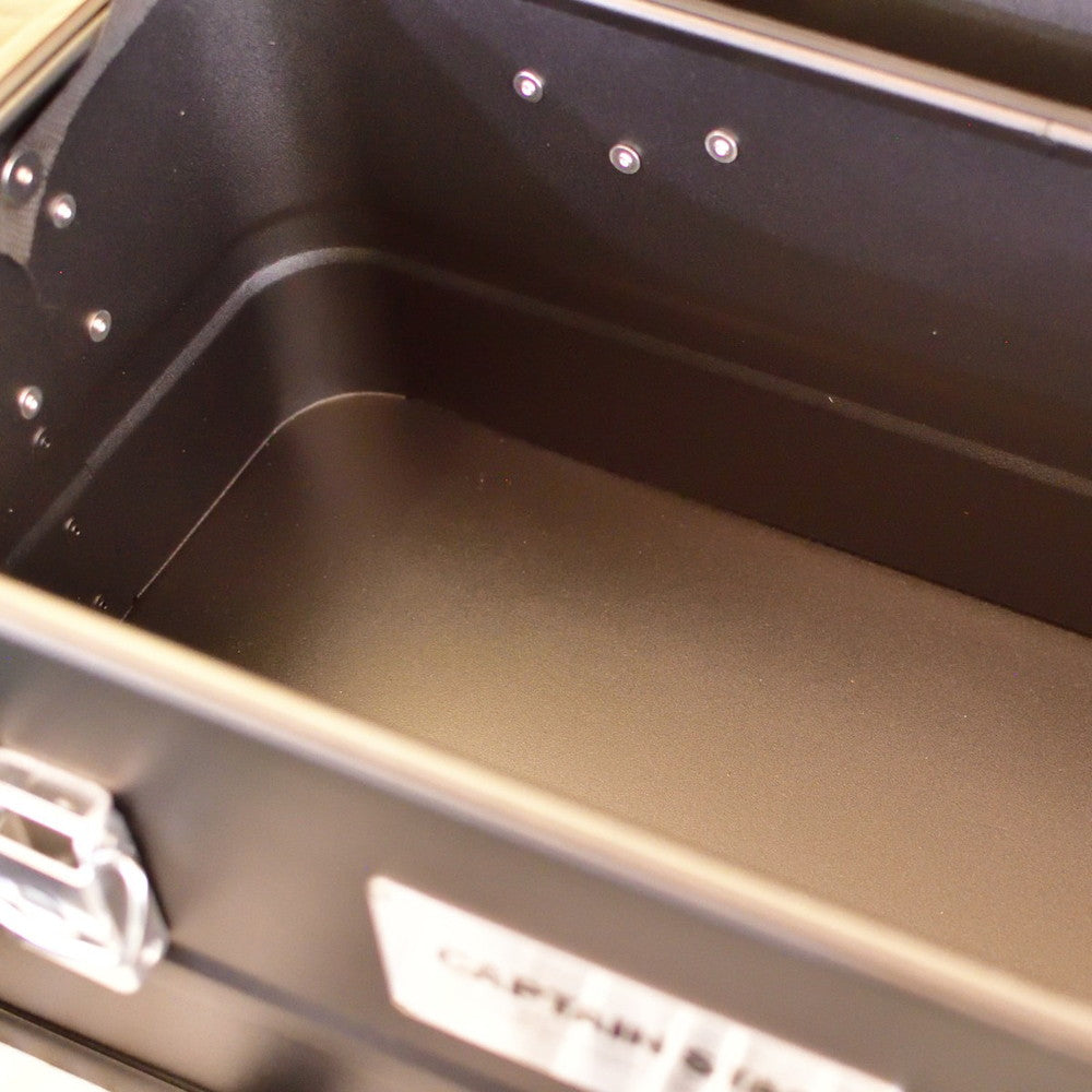 キャプテンスタッグ　ブラック アルミコンテナボックス 30L　eギフト