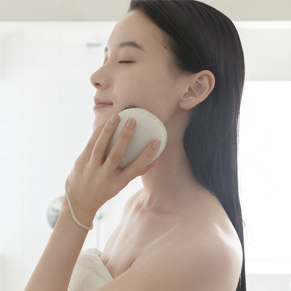 FESTINO(フェスティノ) 充電式 EMSヘッドスパ ミニ サンドベージュ　eギフト