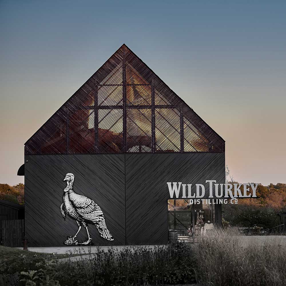 WILD TURKEY(ワイルドターキー)スタンダード 700ml(1本)　eギフト