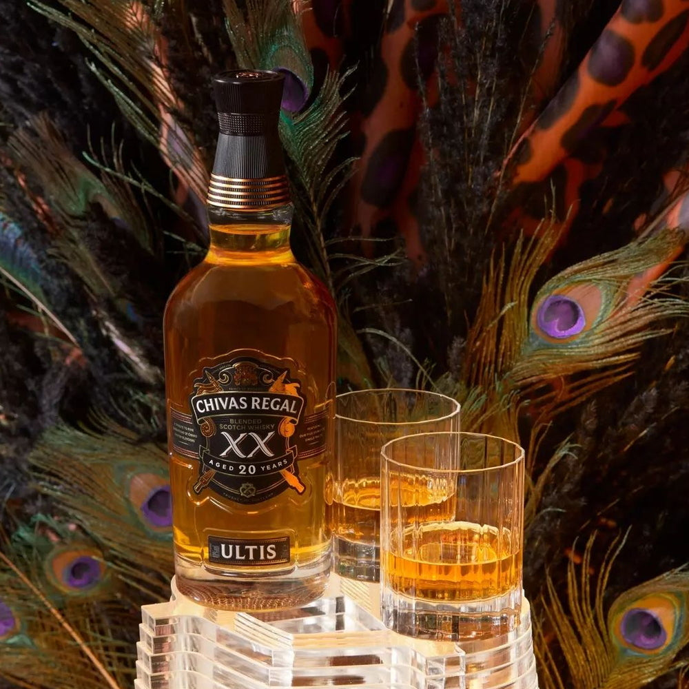 1801年創業スコッチ・ウイスキー シーバスリーガル アルティス 20年 箱