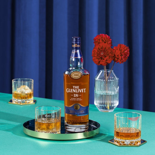 1824年創業スコッチ・ウイスキー ザ・グレンリベット  18年 箱入 700ml　eギフト