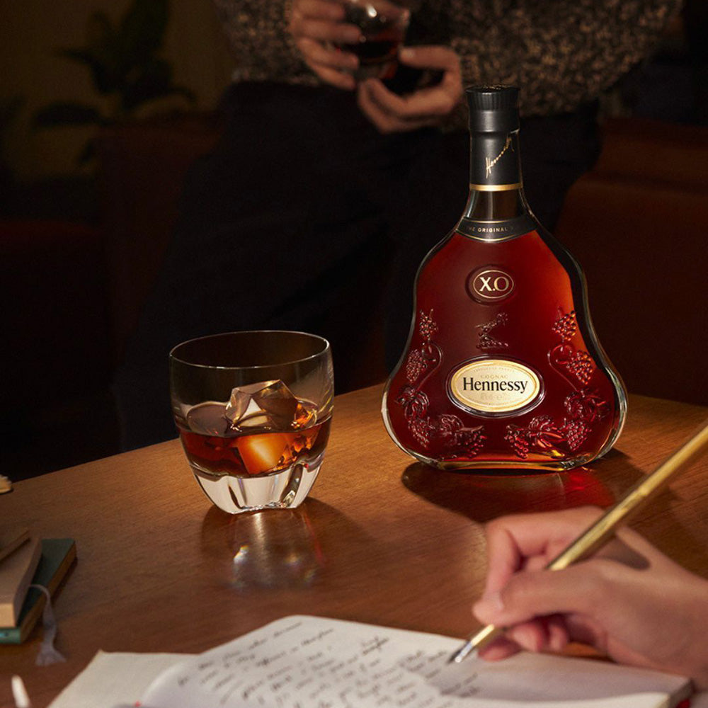 Hennessy（ヘネシー） X.O 700ml箱付 1本　eギフト