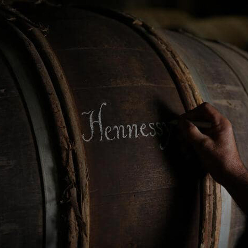 Hennessy（ヘネシー） X.O 700ml箱付 1本　eギフト